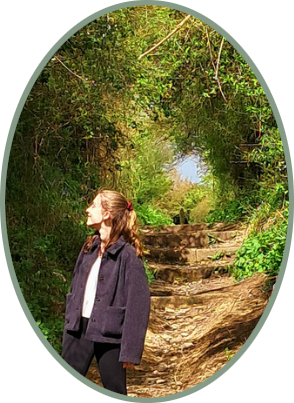 Sarah in an Oxfordshire holloway